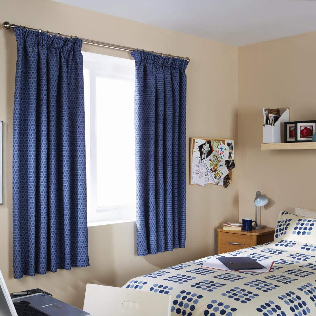 GU297 Mitre Essentials Memphis Duvet Cover Blue Double