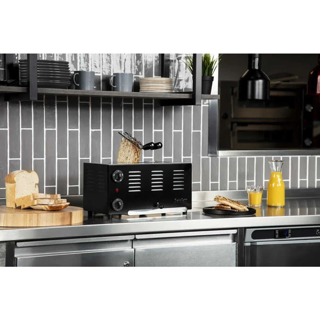CH173 Rowlett Regent 4 Slot Toaster Jet Black with 2x Additional Elements JD Catering Equipment Solutions Ltd
