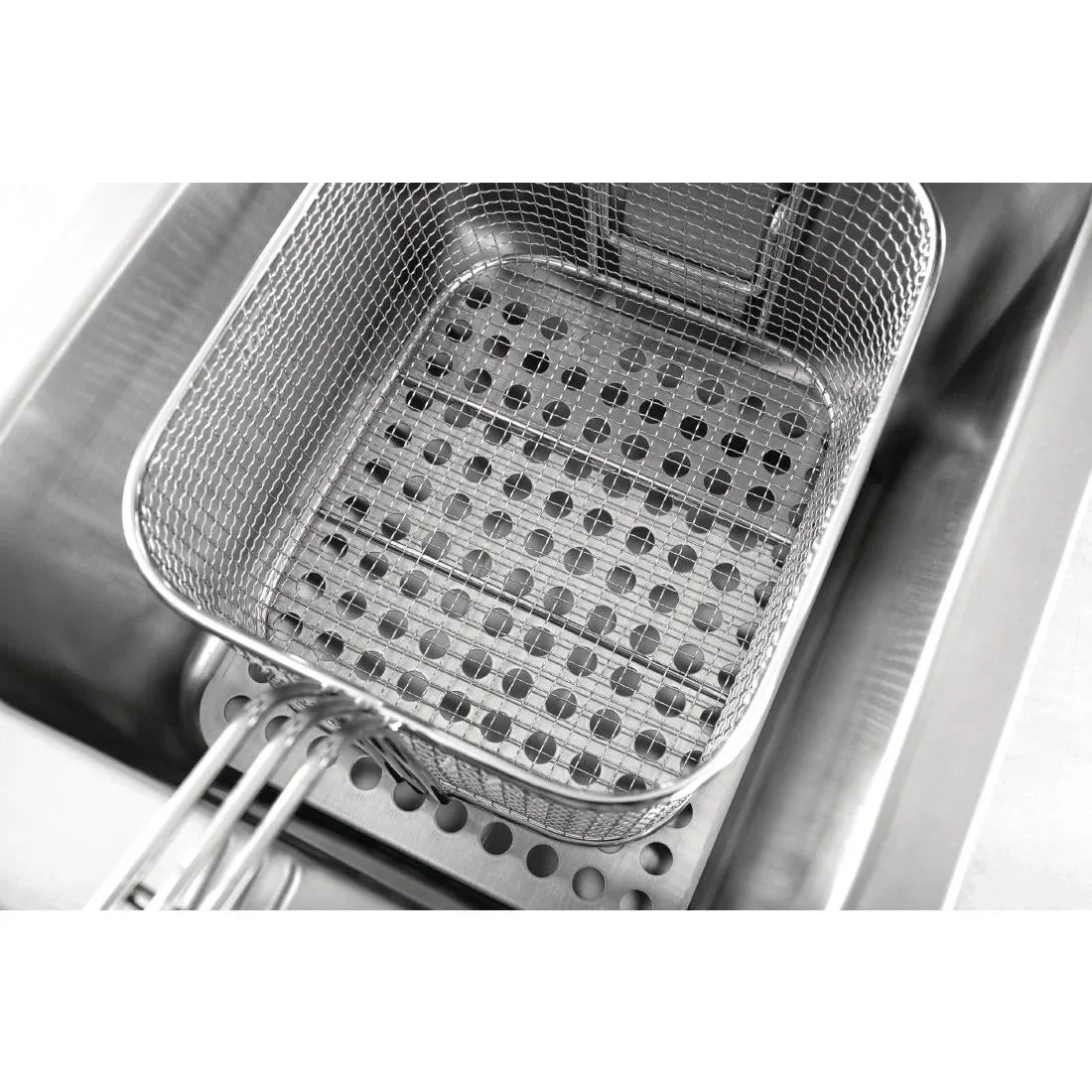 CP793 Buffalo Single Tank Single Basket Induction Fryer 3kW - JD Catering Equipment Solutions Ltd