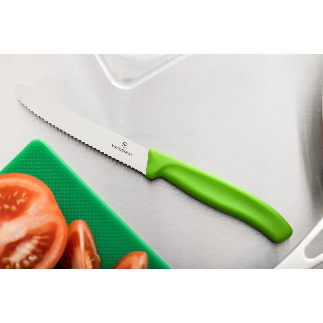 CP843 Victorinox Tomato Knife Serrated Green 11cm - JD Catering Equipment Solutions Ltd