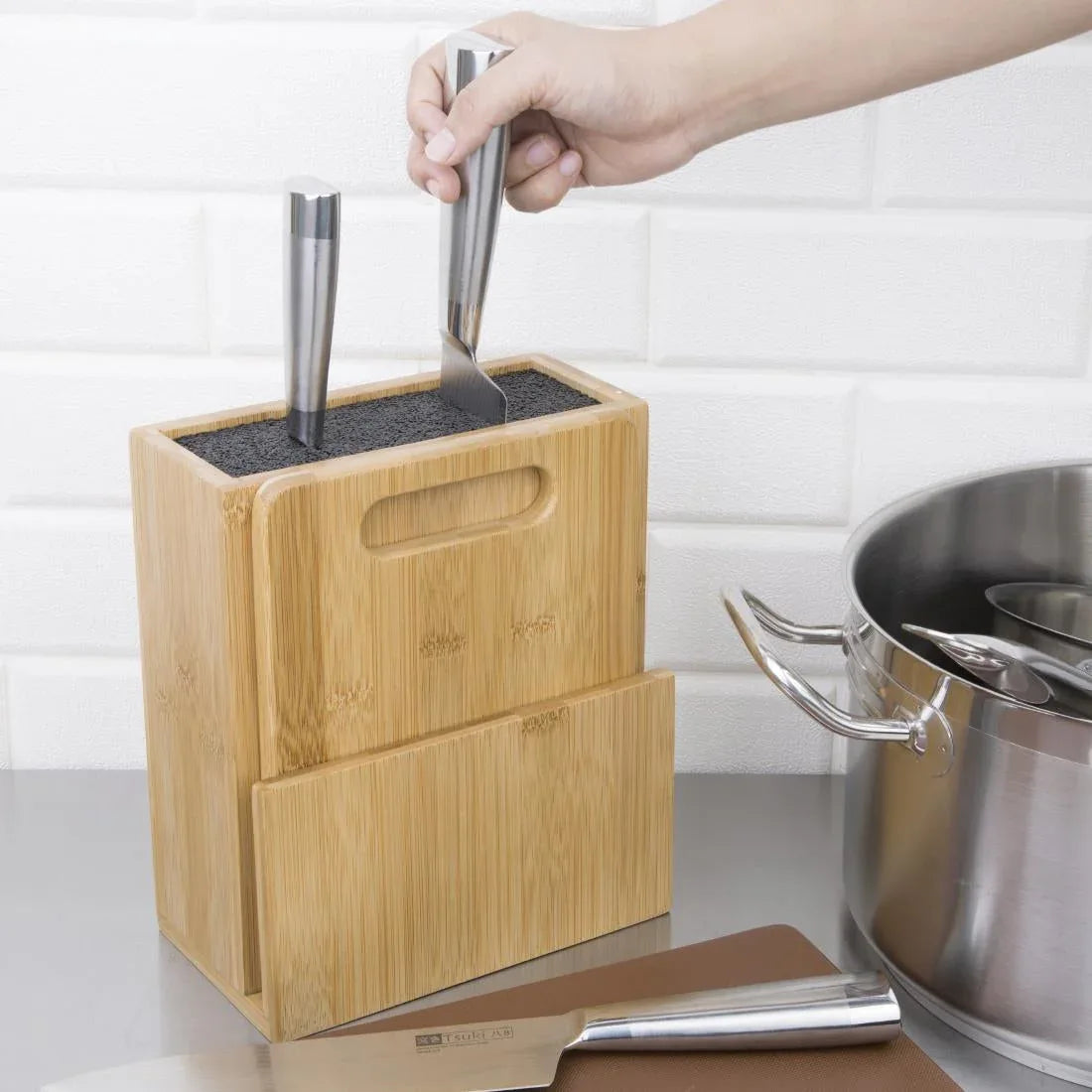CP863 Vogue Wooden Universal Knife Block and Chopping Board - JD Catering Equipment Solutions Ltd