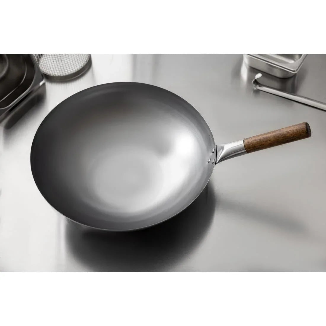 CT246 London Wok Round Bottom Wok 380mm - JD Catering Equipment Solutions Ltd