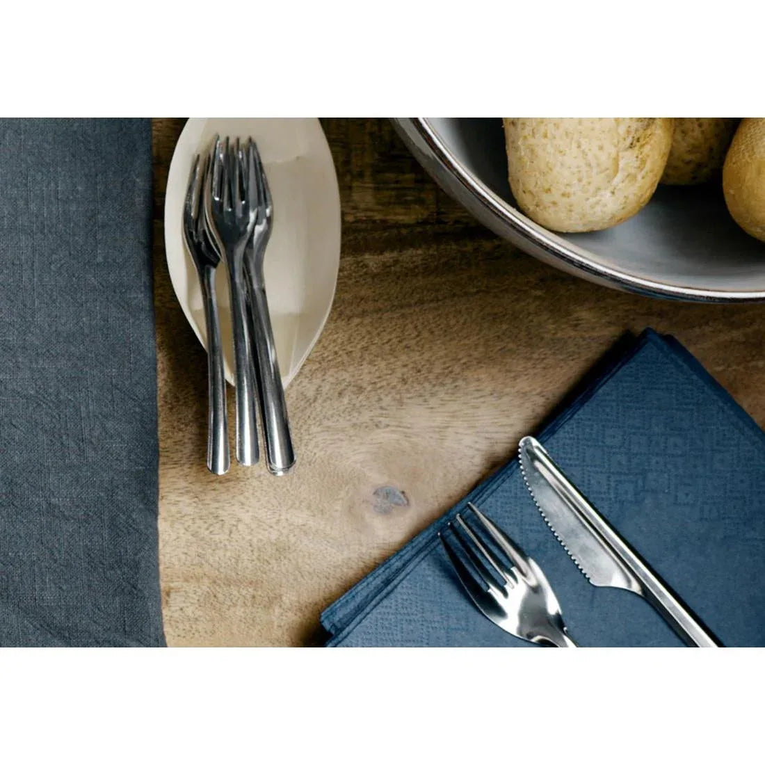 CZ085 Amefa Slim Table Knives (Pack of 240) - JD Catering Equipment Solutions Ltd