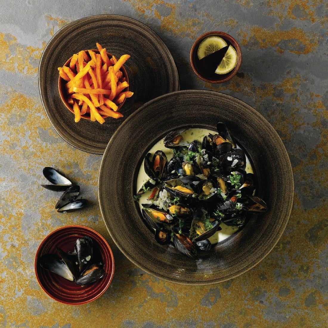 Churchill Stonecast Patina Profile Wide Rim Bowls Iron Black 280mm (Pack of 12) JD Catering Equipment Solutions Ltd