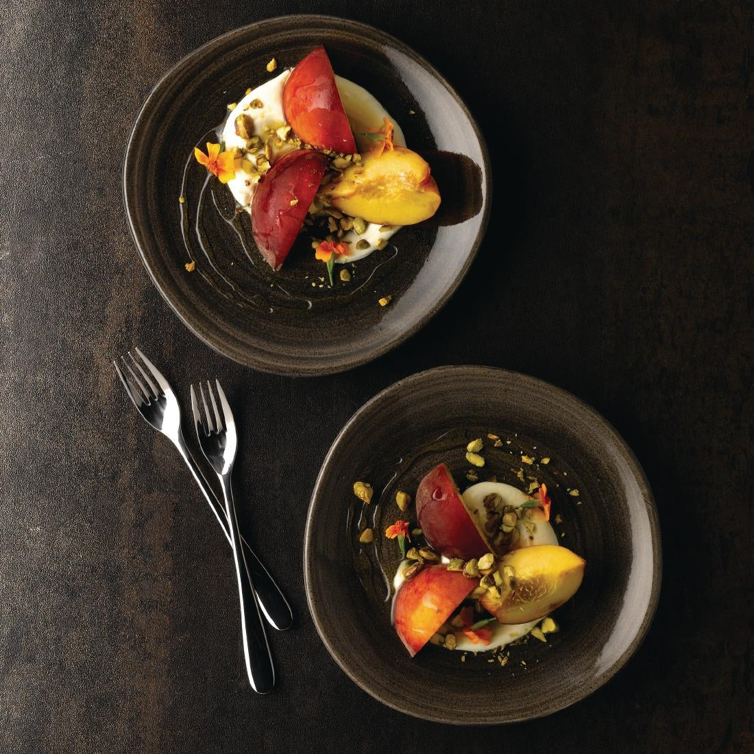 Churchill Stonecast Patina Round Trace Plates Iron Black 210mm (Pack of 12) JD Catering Equipment Solutions Ltd