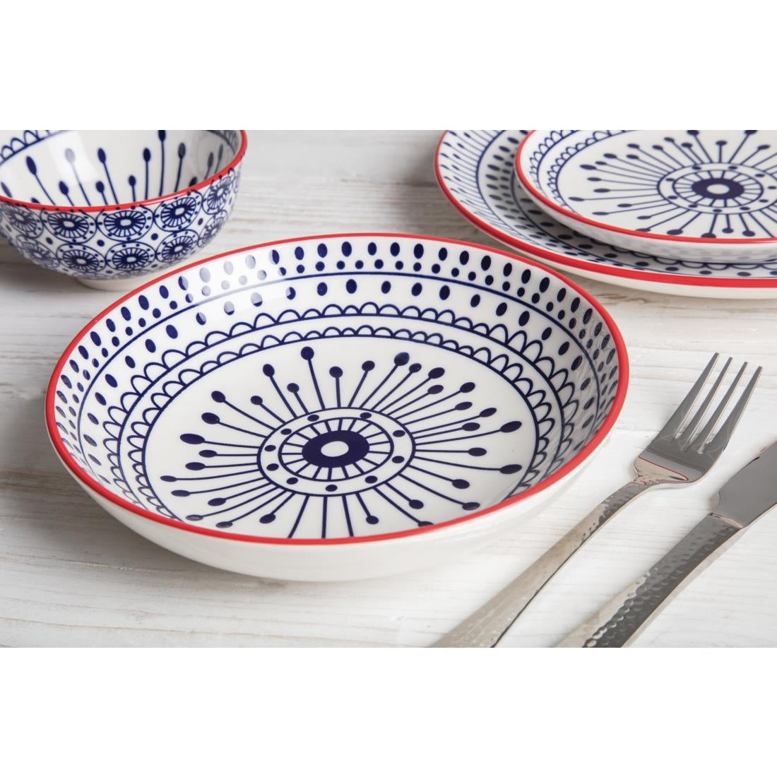 DE381 Olympia Tivoli Table Knives (Pack of 12) JD Catering Equipment Solutions Ltd