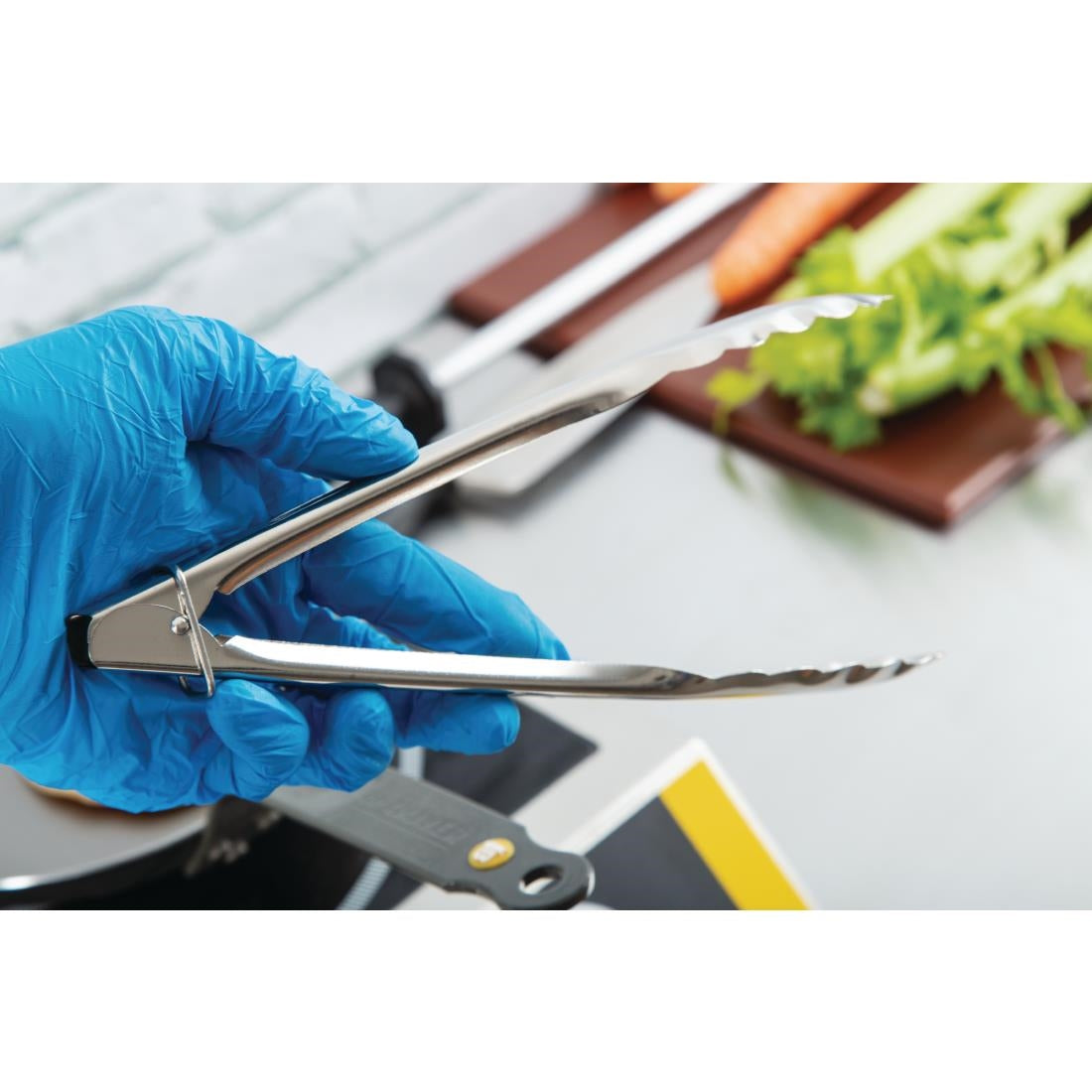 DF668 Nisbets Essentials Catering Tongs 245mm - JD Catering Equipment Solutions Ltd