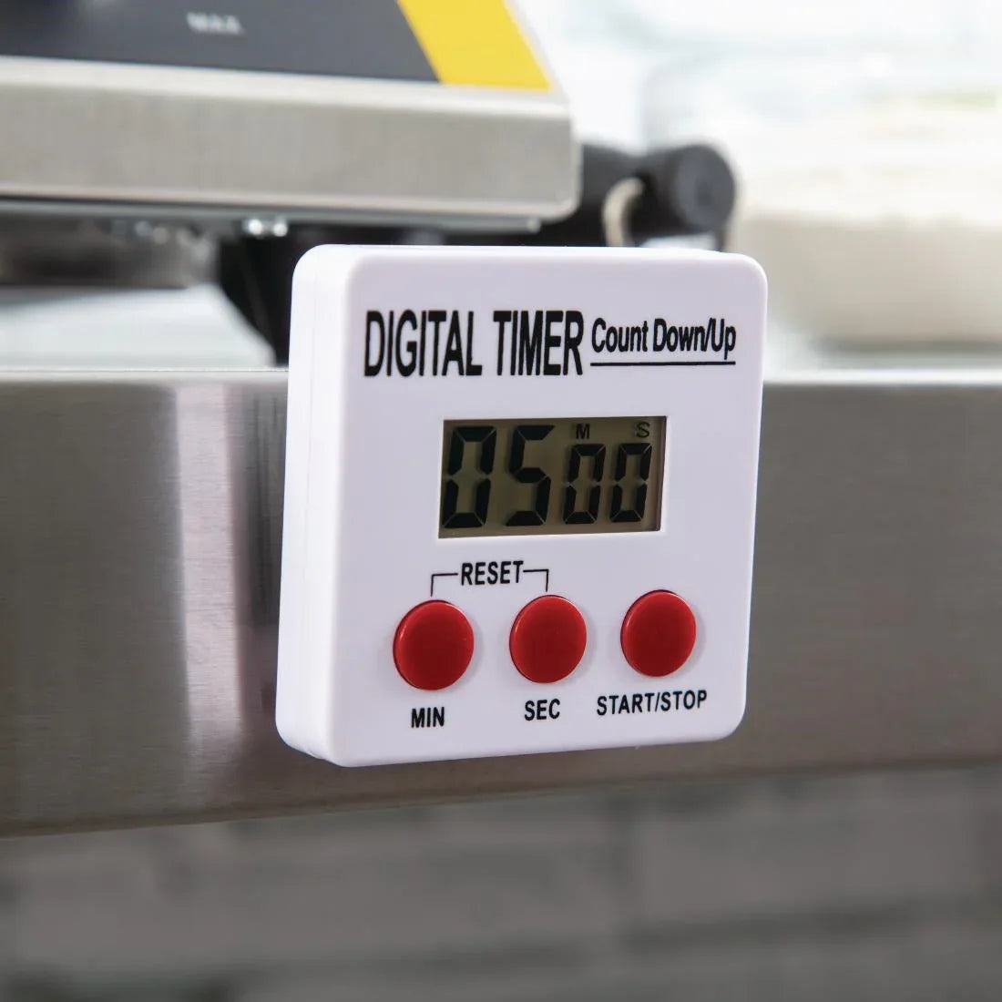 DF672 Nisbets Essentials Magnetic Countdown Timer - JD Catering Equipment Solutions Ltd