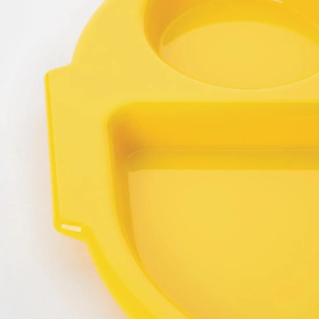 DL127 Kristallon Small Polycarbonate Compartment Food Trays Yellow 322mm - JD Catering Equipment Solutions Ltd