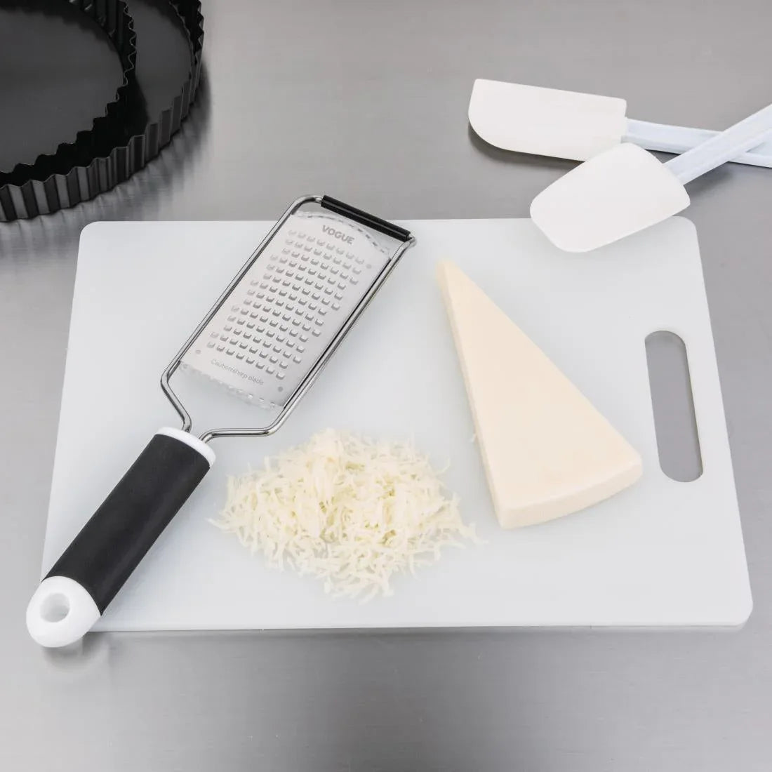 DM025 Vogue Narrow Blade Medium Grater - JD Catering Equipment Solutions Ltd