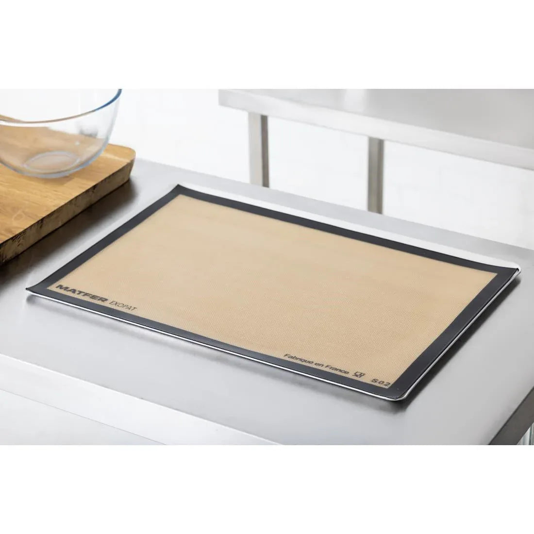 DN940 Matfer Bourgeat Exopat Non-Stick Mat 600 x 400mm - JD Catering Equipment Solutions Ltd
