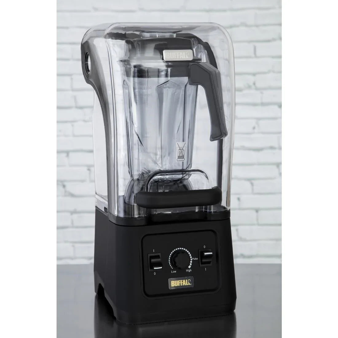 DR825 Buffalo Bar Blender 2.5Ltr with Sound Enclosure - JD Catering Equipment Solutions Ltd