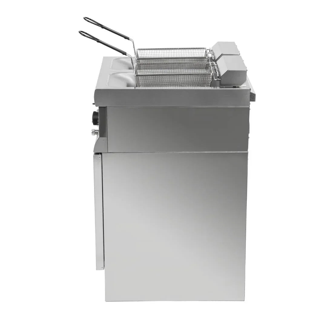 E439 Lincat Silverlink 600 Twin Tank Twin Basket Free Standing Electric Fryer J18 - JD Catering Equipment Solutions Ltd