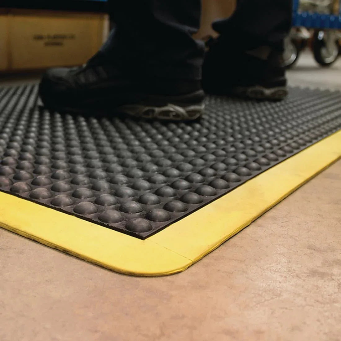 FA101 COBA Anti-Fatigue Mat Edged 900mm x 1200mm - JD Catering Equipment Solutions Ltd