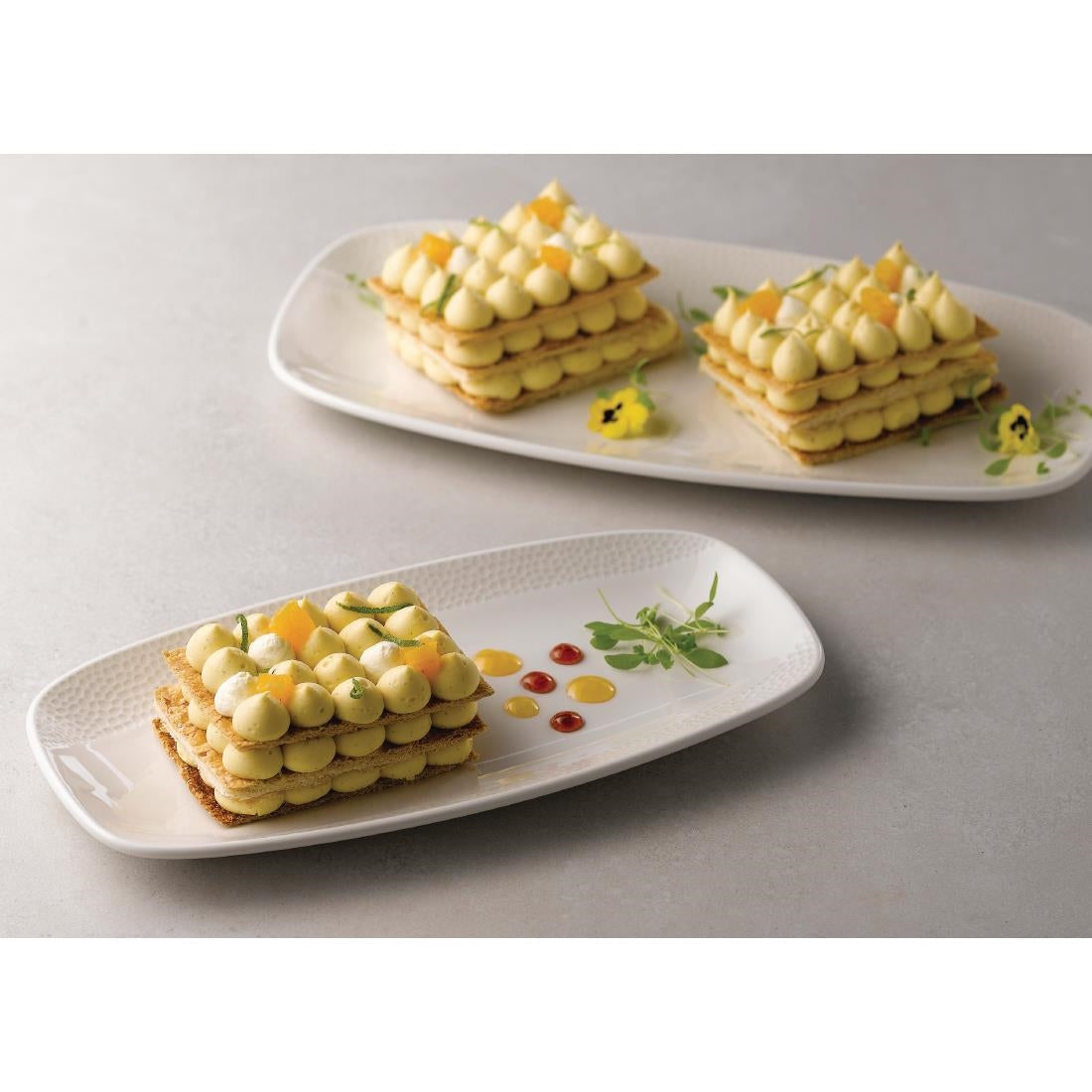 FA682 Churchill Isla Oblong Plates White 150 x 295mm (Pack of 12) JD Catering Equipment Solutions Ltd