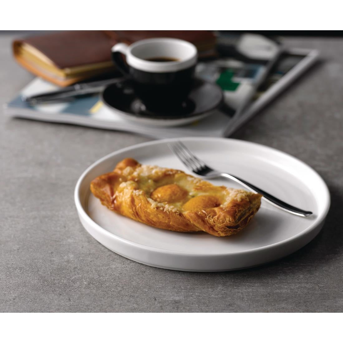 FC166 Churchill Walled Chefs Plates White 210mm (Pack of 6) JD Catering Equipment Solutions Ltd