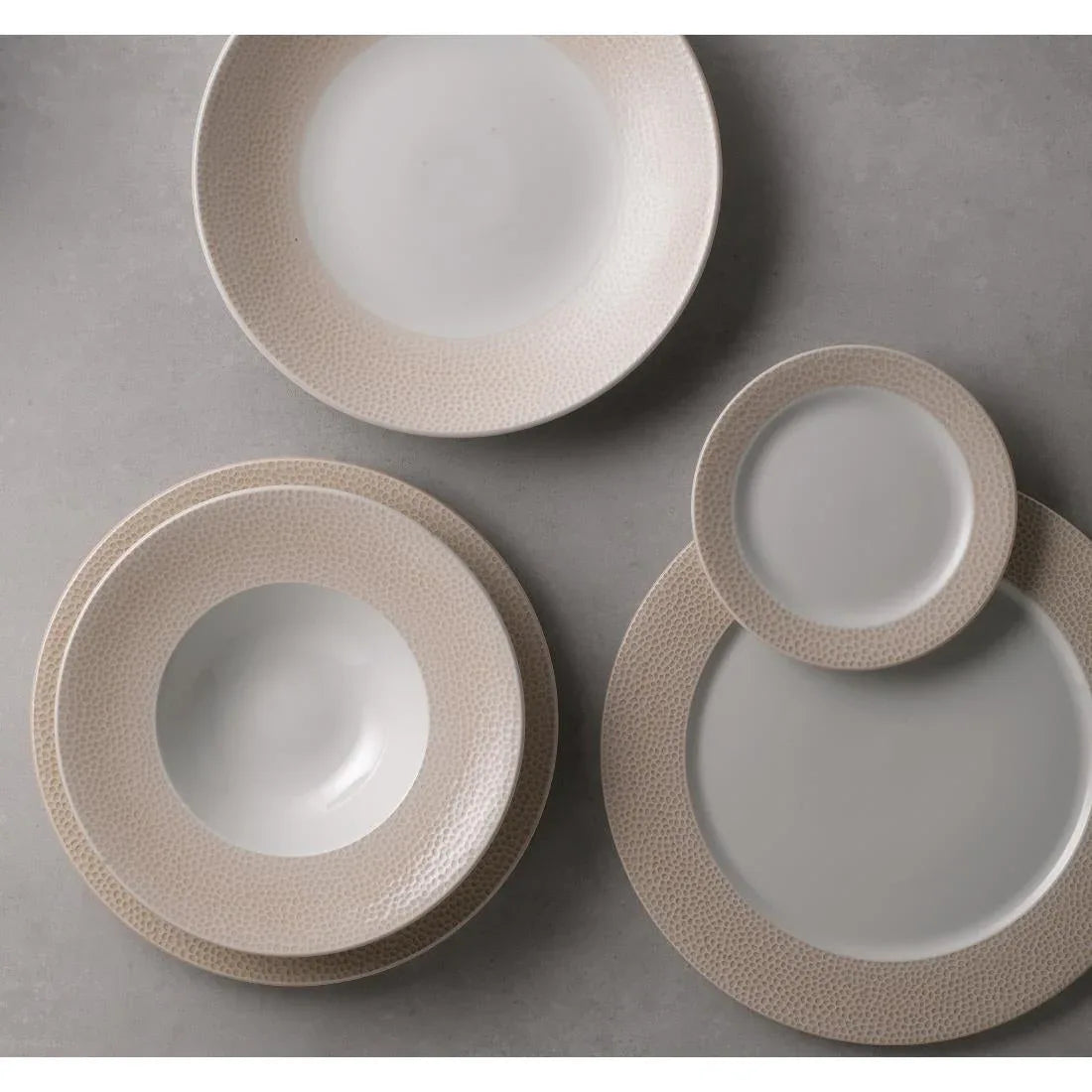 FR042 Churchill Isla Spinwash Sand Footed Plate 276mm (Pack of 12) - JD Catering Equipment Solutions Ltd