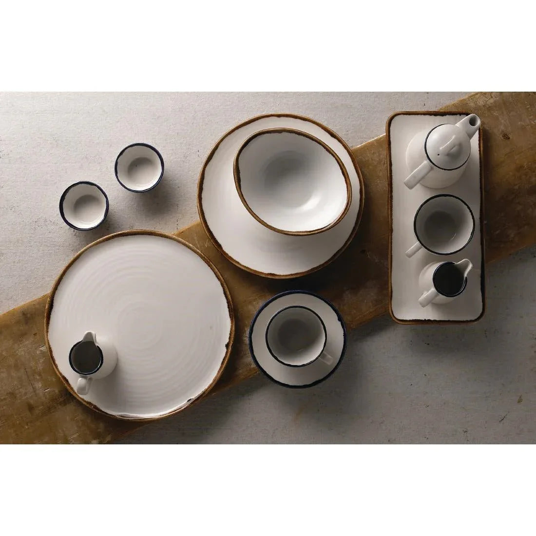 FR081 Dudson Harvest Natural Organic Coupe Flat Plate 317mm (Pack of 6) - JD Catering Equipment Solutions Ltd
