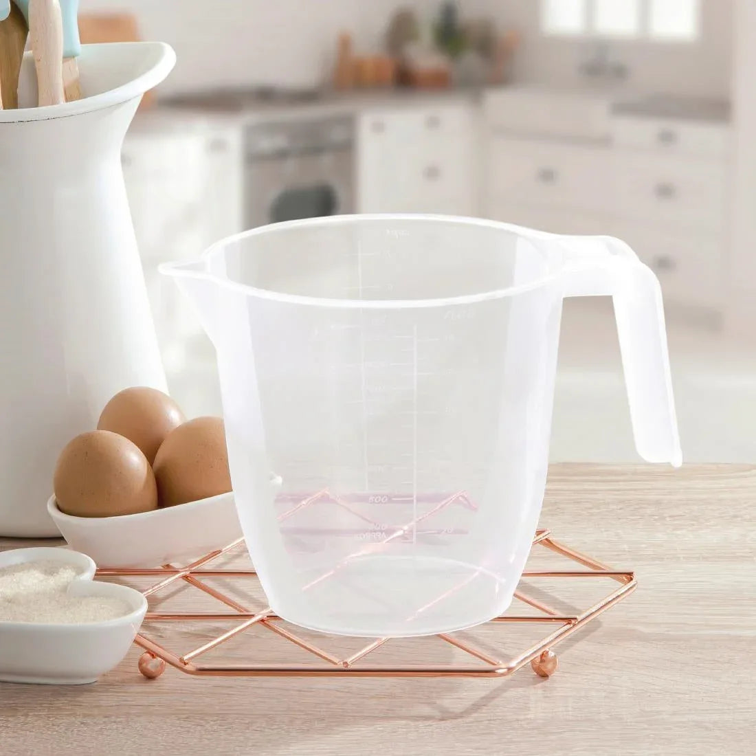 FS450 Wham Cuisine Polypropylene Measuring Jug 2ltr - JD Catering Equipment Solutions Ltd