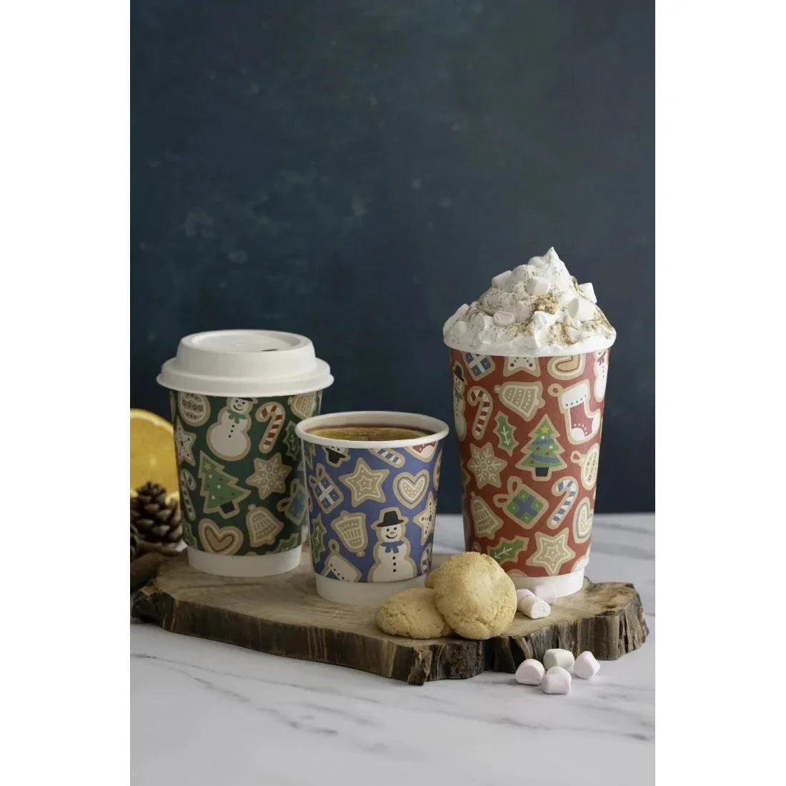 FU460 Vegware Double Wall Red Christmas Cup 89-Series 16oz (Pack of 400) - JD Catering Equipment Solutions Ltd