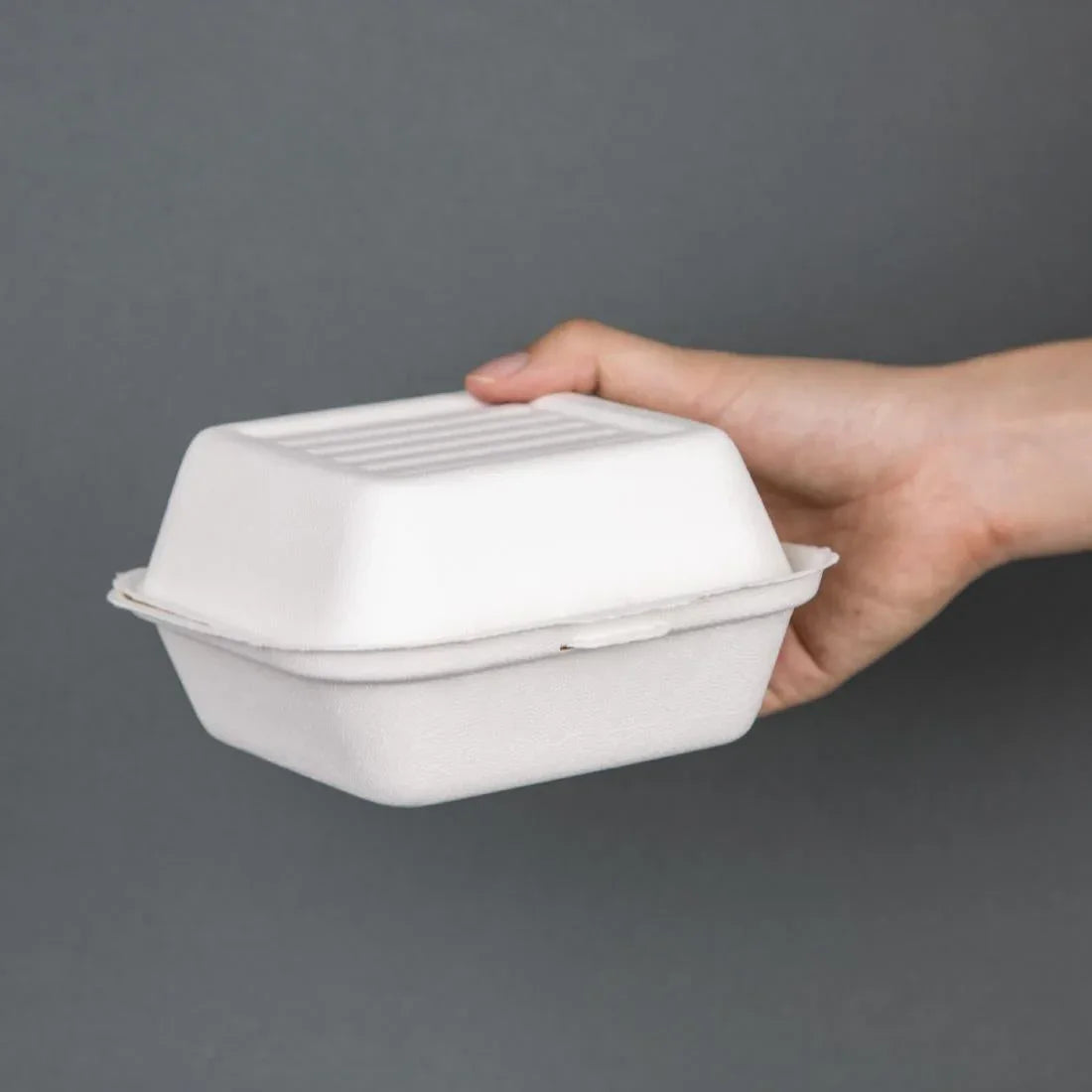 DW247 Fiesta Compostable Bagasse Burger Boxes with Bottom Ridges 153mm (Pack of 500) - JD Catering Equipment Solutions Ltd