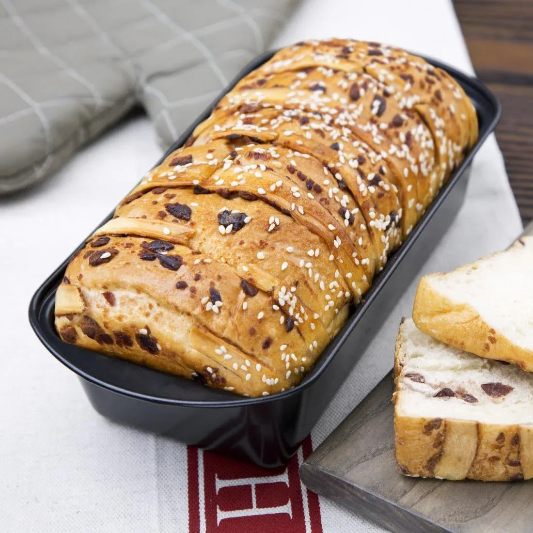 GD005 Vogue Non-Stick Loaf Tin 255mm - JD Catering Equipment Solutions Ltd