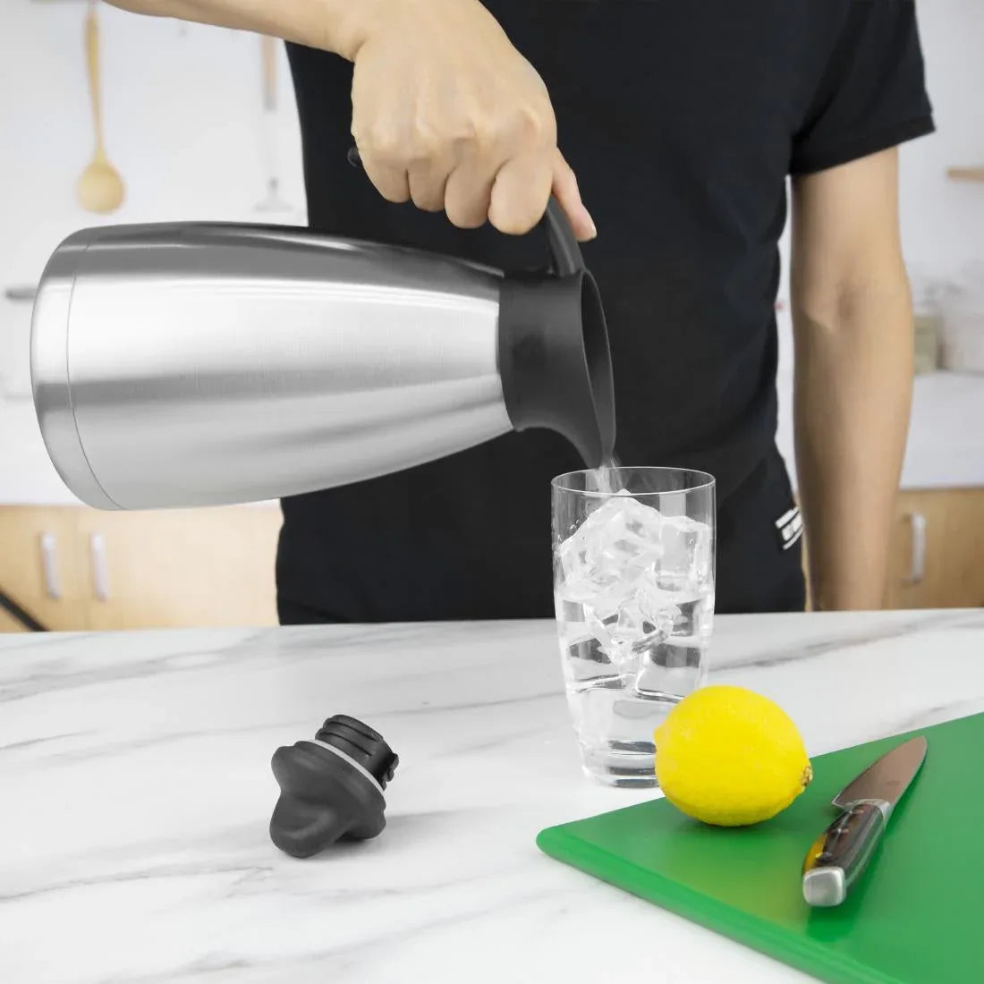 GD299 Olympia Vacuum Jug s/s 1.5Ltr - JD Catering Equipment Solutions Ltd