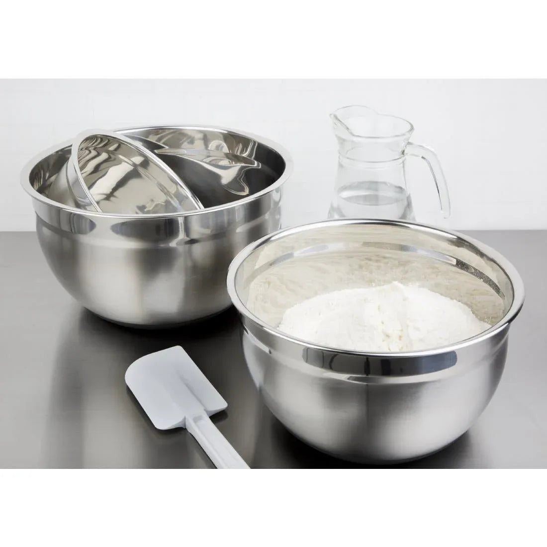 GG021 Vogue Stainless Steel Bowl with Silicone Base 3Ltr - JD Catering Equipment Solutions Ltd