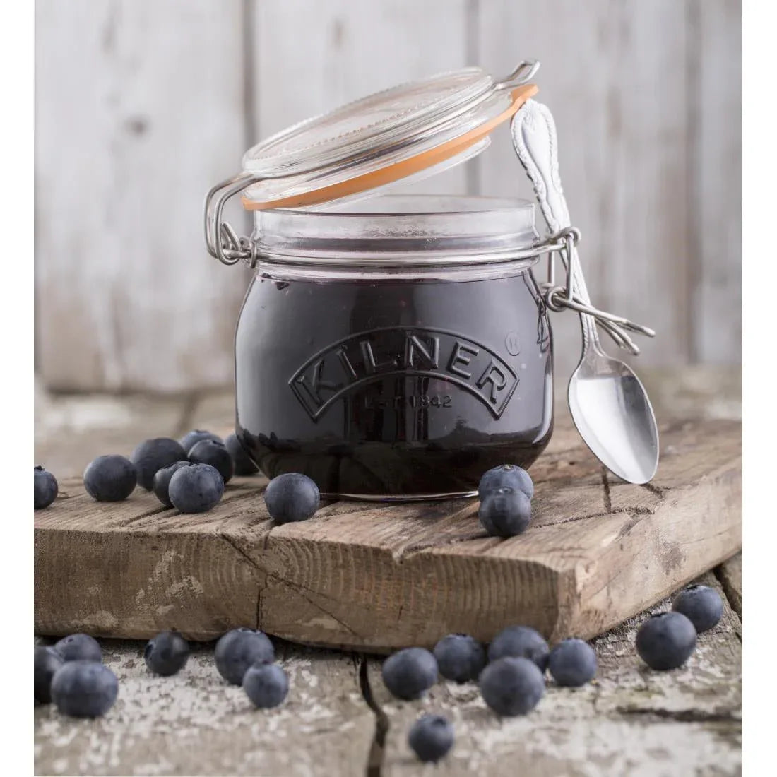 GG781 Kilner Clip Top Preserve Jar 500ml - JD Catering Equipment Solutions Ltd
