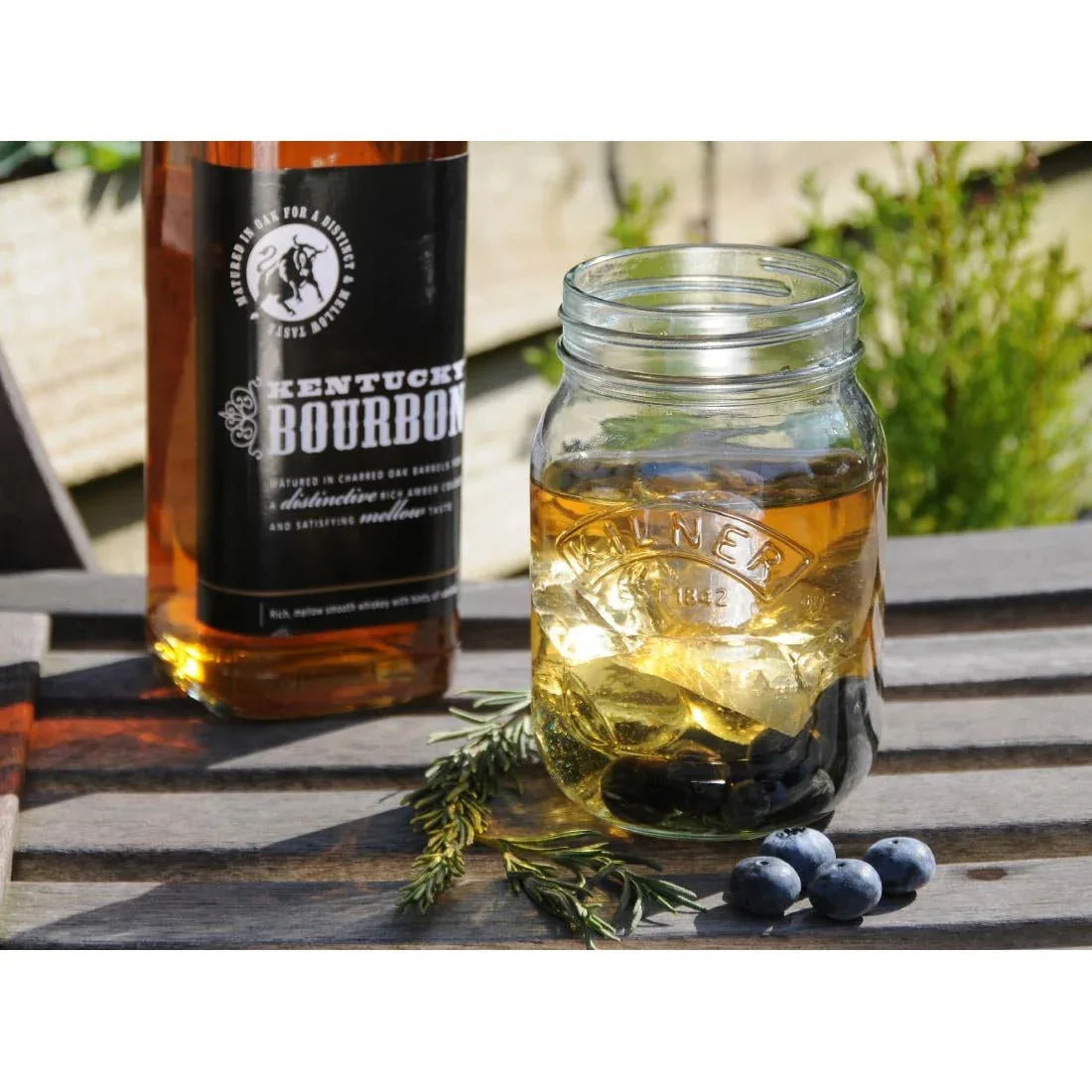 GG785 Kilner Screw Top Preserve Jar 500ml - JD Catering Equipment Solutions Ltd