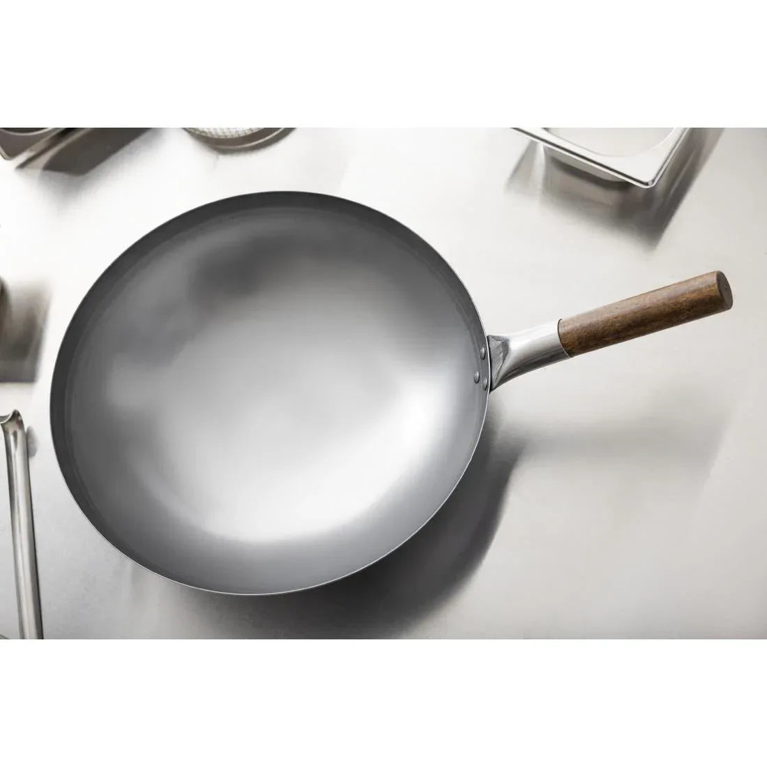 GJ496 London Wok Round Bottom Wok 356mm - JD Catering Equipment Solutions Ltd