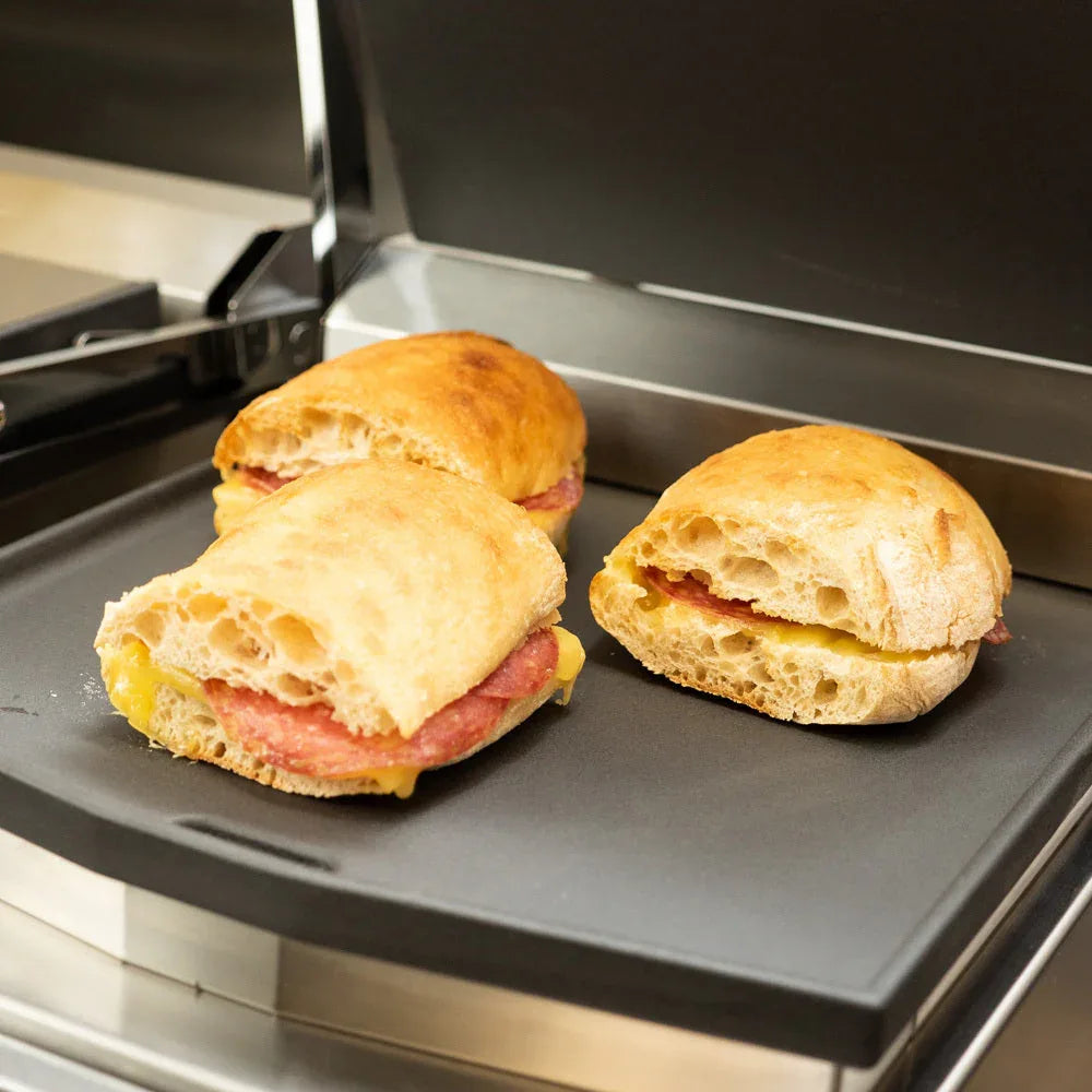 LCG2 - Lincat Lynx 400 Electric Counter-top Twin Contact Grill - Smooth Upper & Lower Plates - W 623 mm - 4.5 kW CD424 - JD Catering Equipment Solutions Ltd