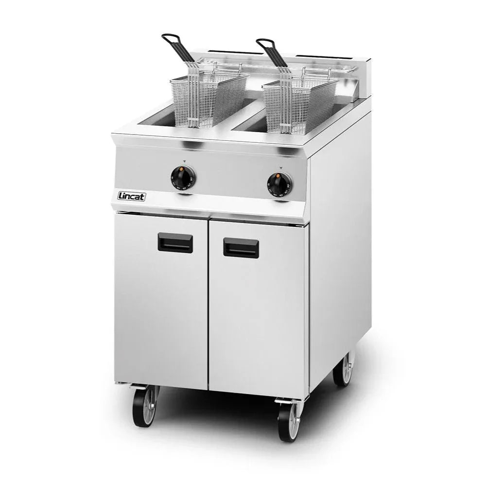 DM538 Lincat Opus 800 Natural/LPG Free-standing Twin Tank Fryer - W 600 mm - 32.0 kW OG8111 - JD Catering Equipment Solutions Ltd