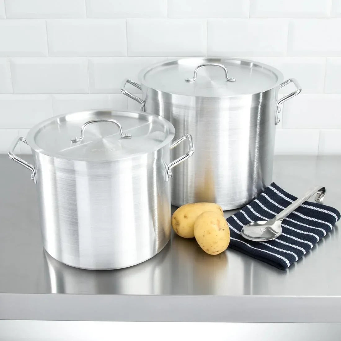 S354 Vogue Stock Pot 47.2Ltr S354 - JD Catering Equipment Solutions Ltd