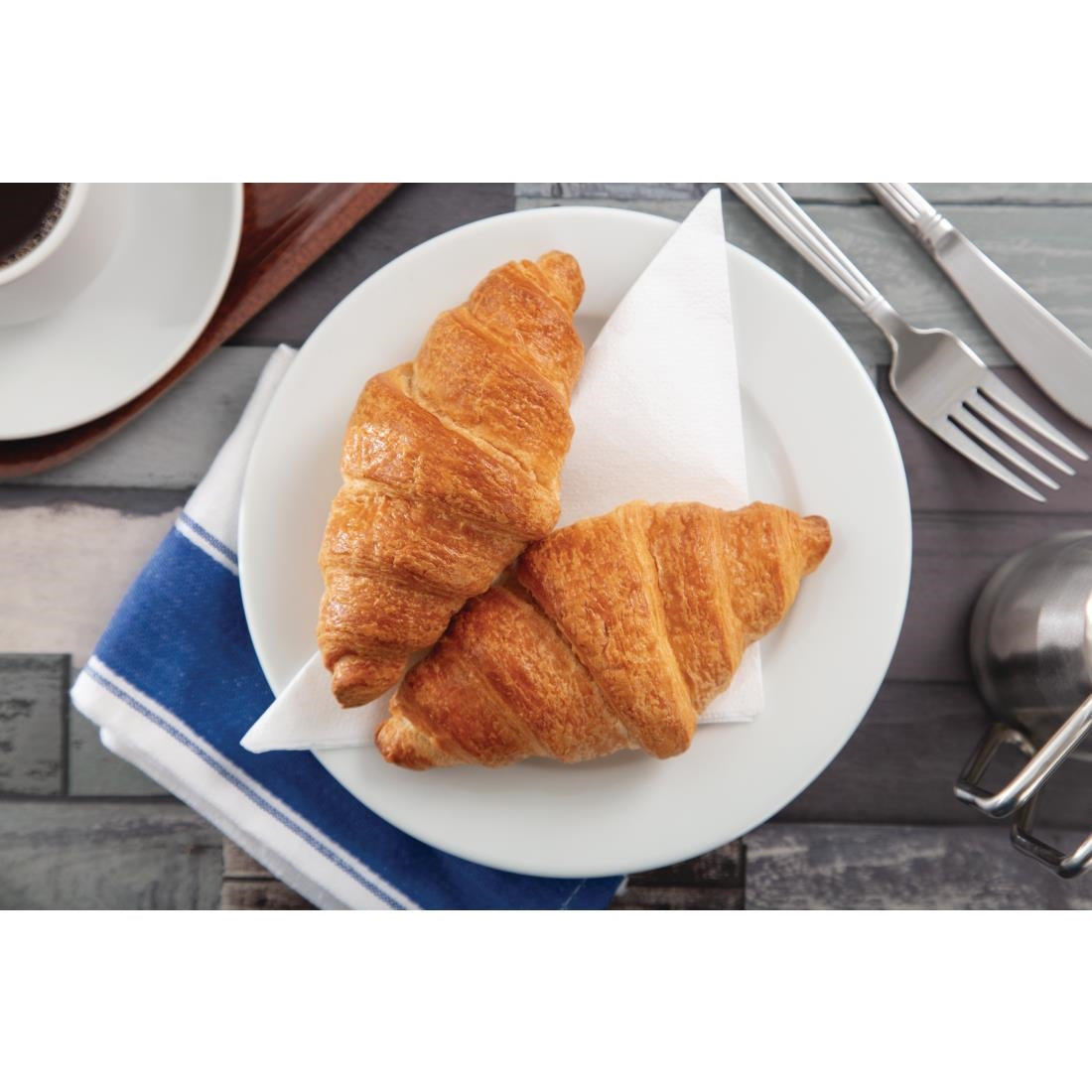 CB479 Olympia Whiteware Wide Rimmed Plates 202mm (Pack of 12)