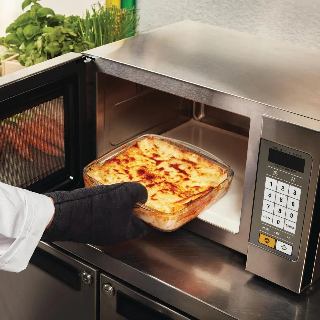 CB937 Samsung Light Duty Programmable Microwave 26ltr 1100W CM1089 - JD Catering Equipment Solutions Ltd