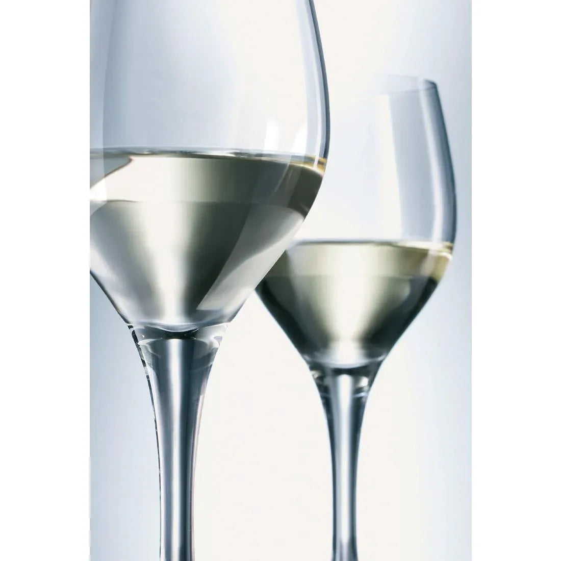 CC668 Schott Zwiesel Mondial Wine Crystal Goblets 445ml (Pack of 6) - JD Catering Equipment Solutions Ltd