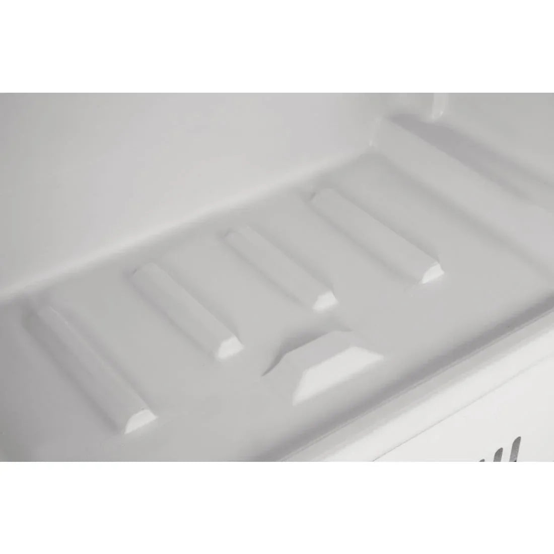 CD611 Polar C-Series Under Counter Freezer White 140Ltr - CD611 - JD Catering Equipment Solutions Ltd