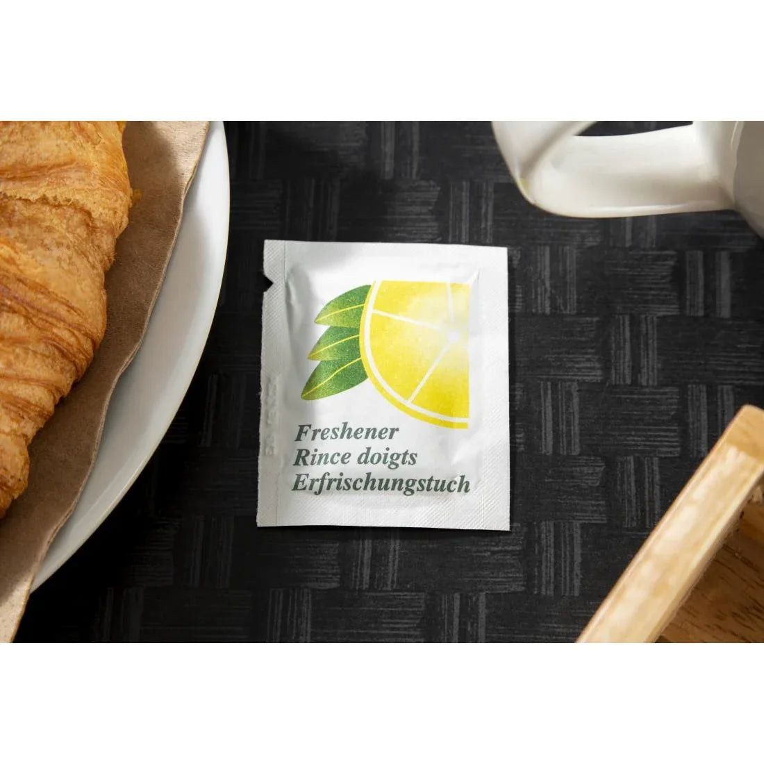 CE231 Small Freshening Hand Wipes (Pack of 1000) - JD Catering Equipment Solutions Ltd