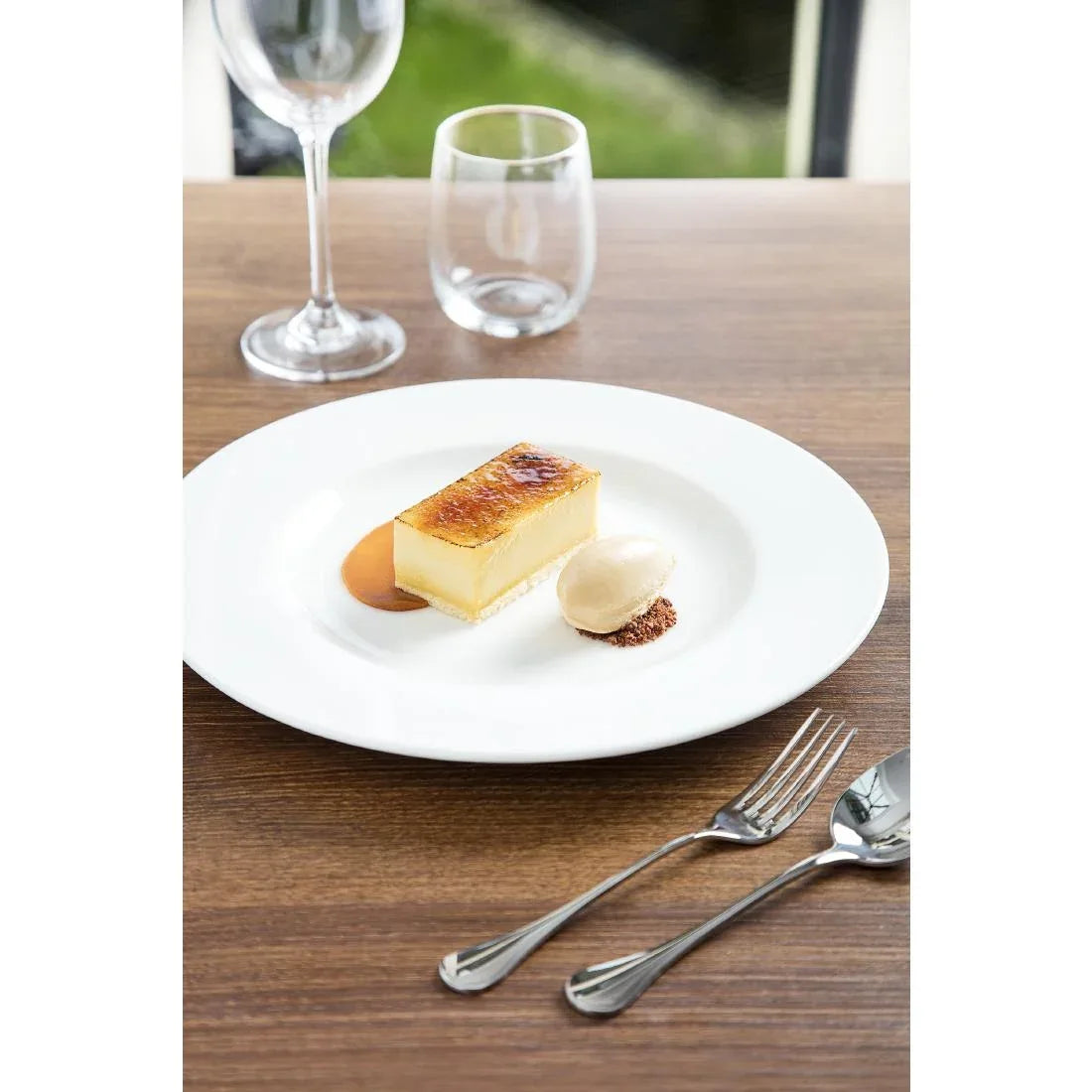 CG009 Royal Porcelain Classic White Wide Rim Plates 260mm (Pack of 12) - JD Catering Equipment Solutions Ltd