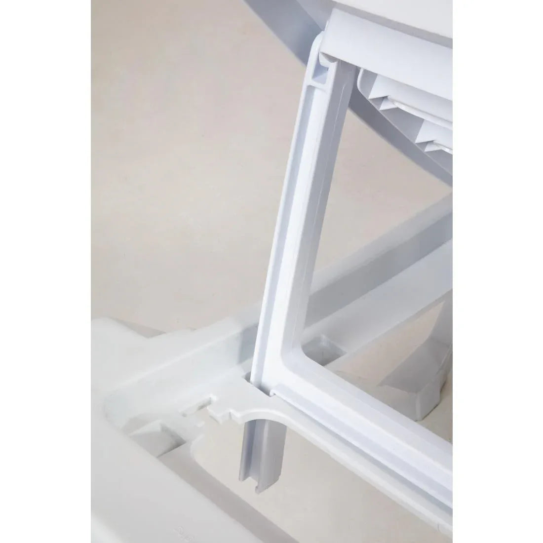 CG209 Resol Sun Lounger (Pack of 2) - JD Catering Equipment Solutions Ltd