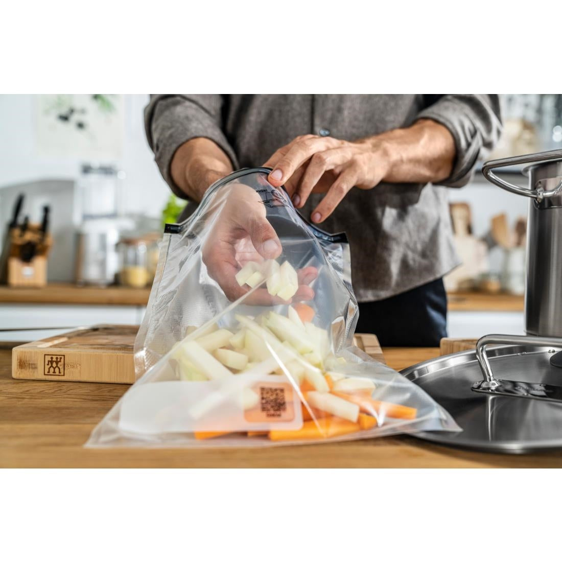 CU028 Zwilling Fresh & Save Reusable Vacuum Bags Medium (Pack of 10)