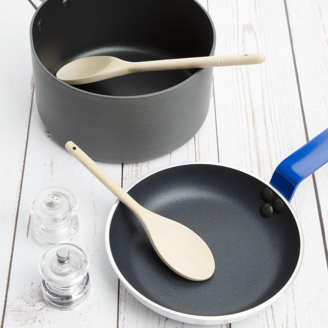 D770 Vogue Wooden Spoon 8"