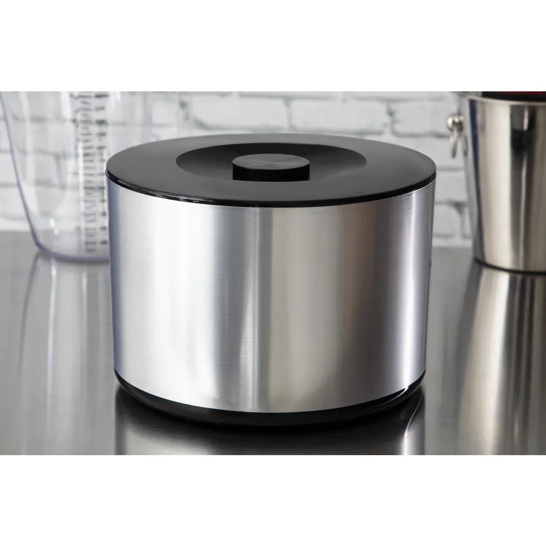 D848 Beaumont Insulated Ice Bucket with Lid 10 Ltr - JD Catering Equipment Solutions Ltd