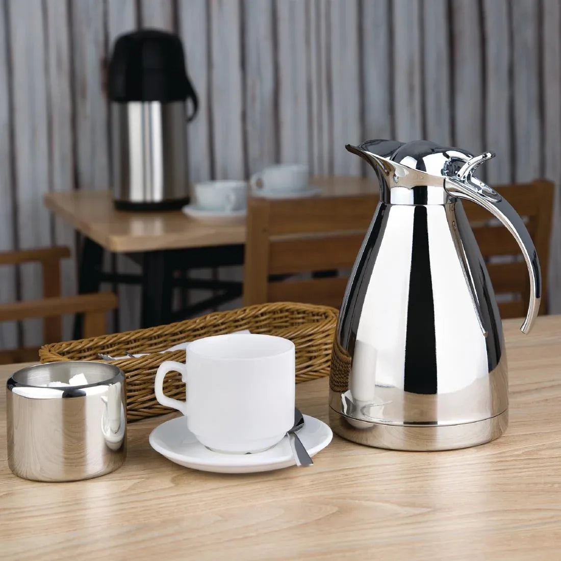 DL167 Olympia Vacuum Jug Polished - JD Catering Equipment Solutions Ltd