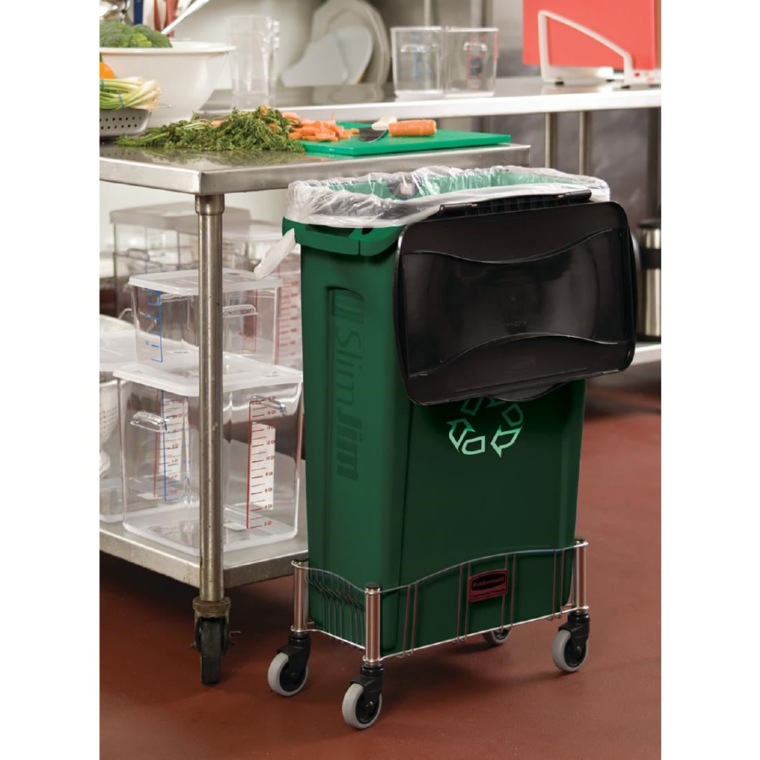 DN856 Rubbermaid Slim Jim with Venting Channels Green with Recycling Logo 87Ltr