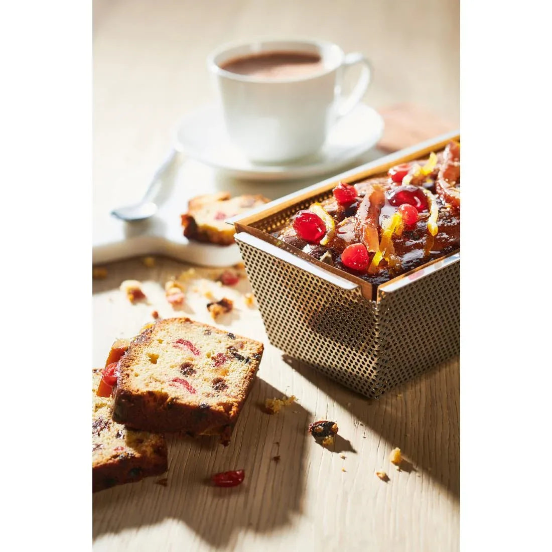 DZ737 De Buyer Perforated Cake Mould With Removable Base 150mm