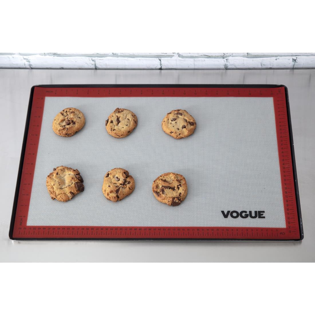 E687 Vogue Non-Stick Silicone Baking Mat 585 x 385mm