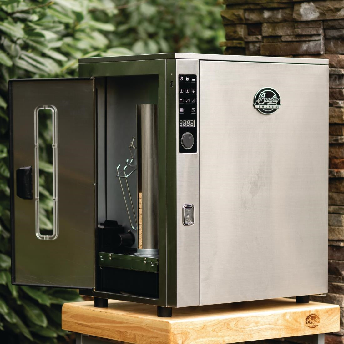 FE640 Bradley P10 Professional Food Smoker