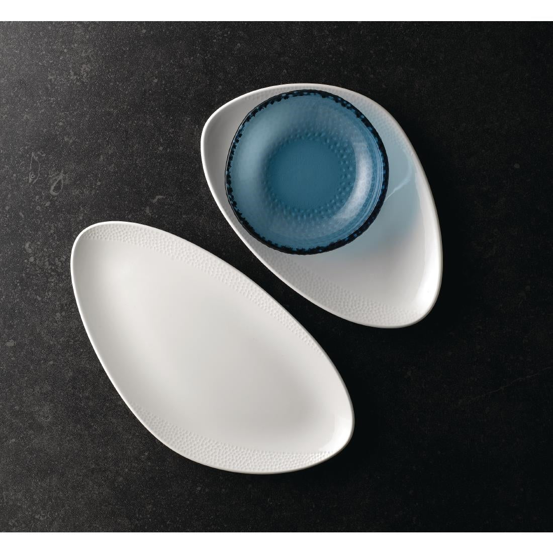 FE994 Isla White Chefs' Triangle Plate 13 3/4 x 7 3/8 " (Box 6)